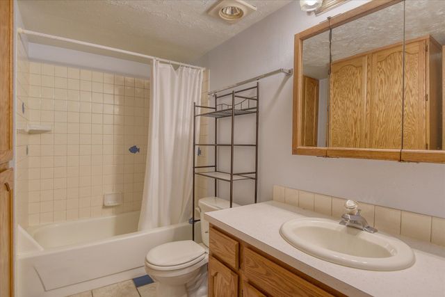 8515 N ANTIETAM Dr, Spokane, WA 99208