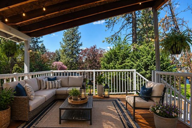 8515 N ANTIETAM Dr, Spokane, WA 99208