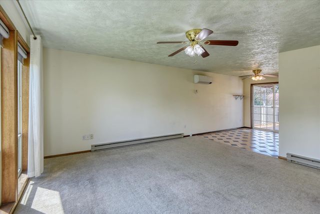 8515 N ANTIETAM Dr, Spokane, WA 99208