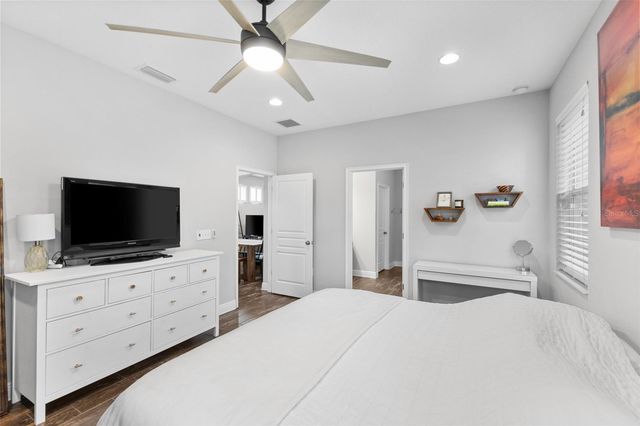 1914 W PALMETTO STREET, Tampa, FL 33607