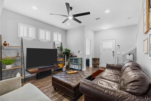 1914 W PALMETTO STREET, Tampa, FL 33607