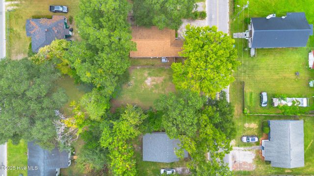 17 Montgomery Avenue, Wilmington, NC 28405