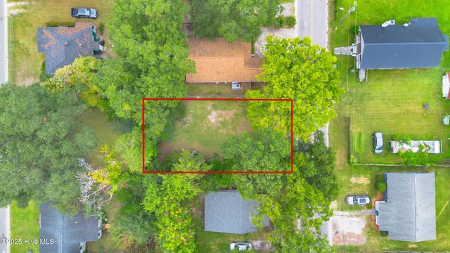 17 Montgomery Avenue, Wilmington, NC 28405