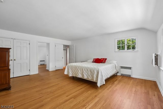 260 Fairmount Ave, Chatham Boro, NJ 07928