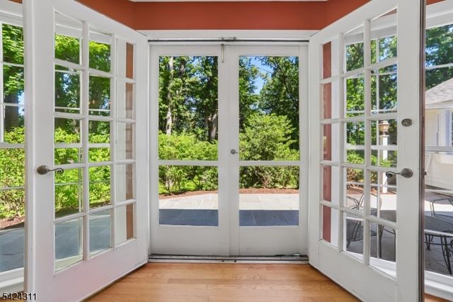 260 Fairmount Ave, Chatham Boro, NJ 07928
