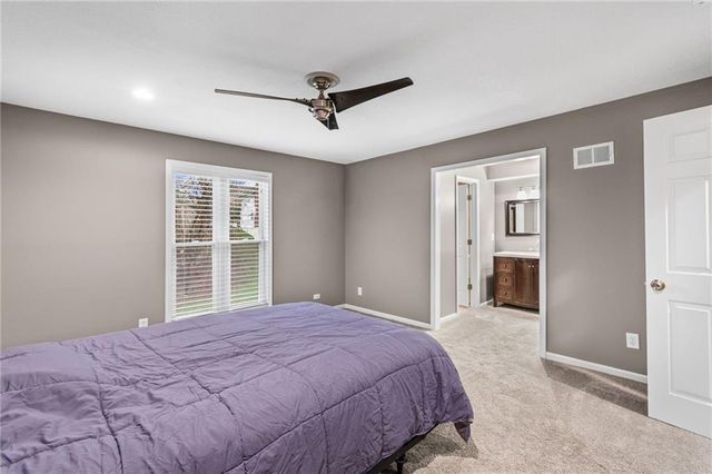 7400 N Granby Avenue, Kansas City, MO 64151