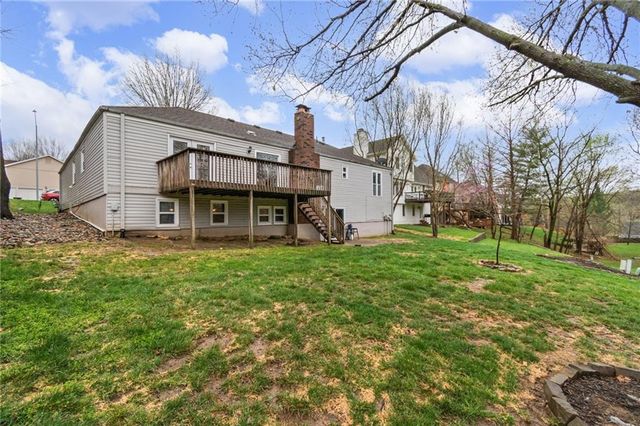 7400 N Granby Avenue, Kansas City, MO 64151