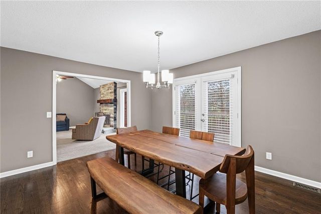 7400 N Granby Avenue, Kansas City, MO 64151