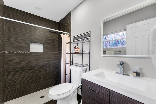 1334 NW 83rd ST, Miami, FL 33147