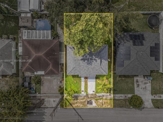 1334 NW 83rd ST, Miami, FL 33147