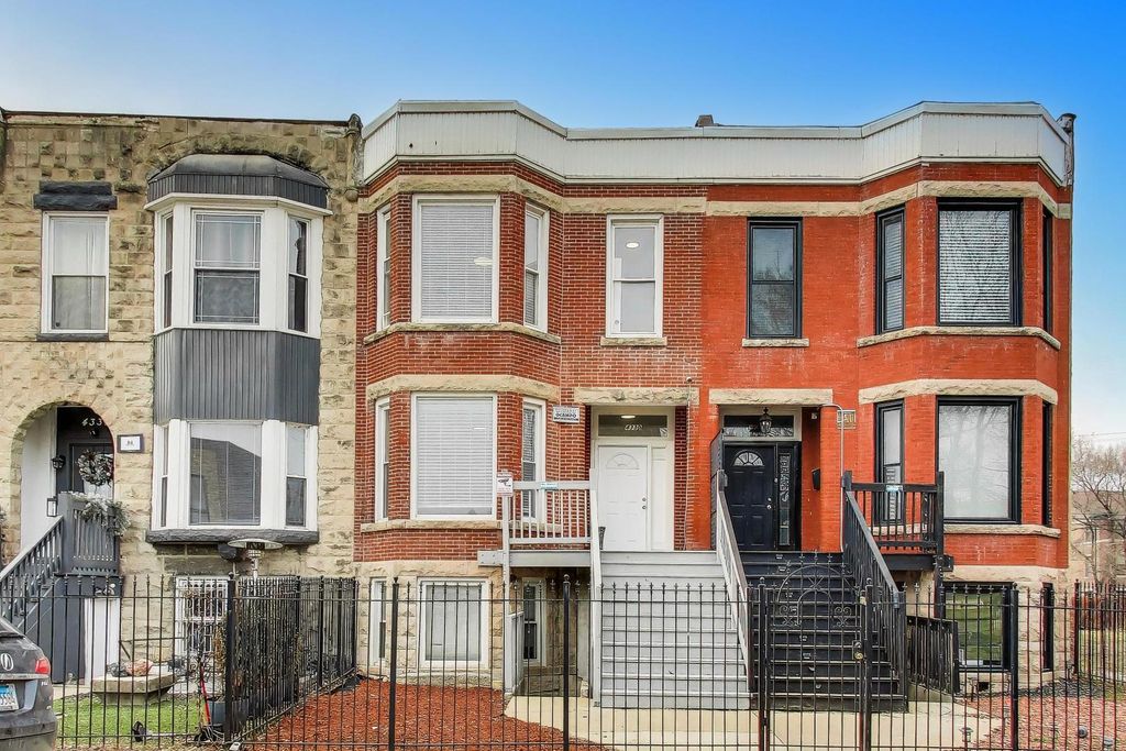4330 S Langley Avenue, Chicago, IL 60653 — exterior