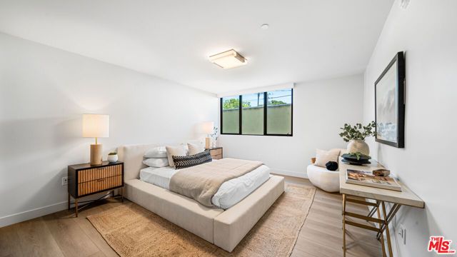 153 San Vicente Boulevard 3E, Santa Monica, CA 90402