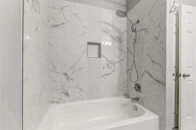 4001 Tanglewilde Street 1402, Houston, TX 77063