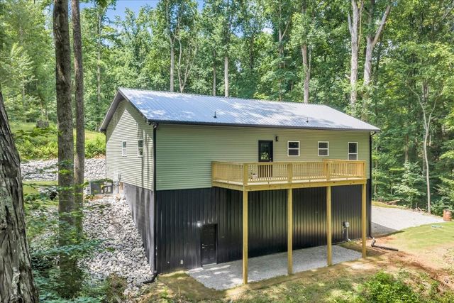 226 Woodland Way, Estill Springs, TN 37330