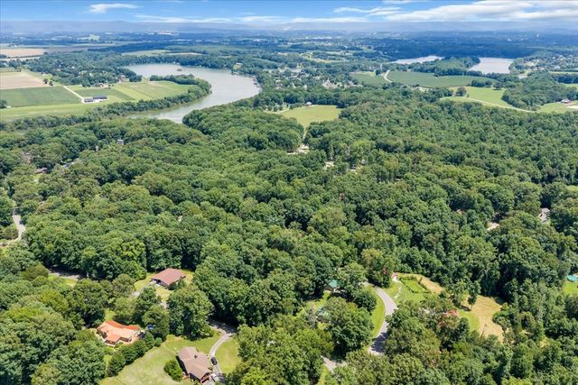 226 Woodland Way, Estill Springs, TN 37330