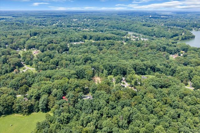 226 Woodland Way, Estill Springs, TN 37330