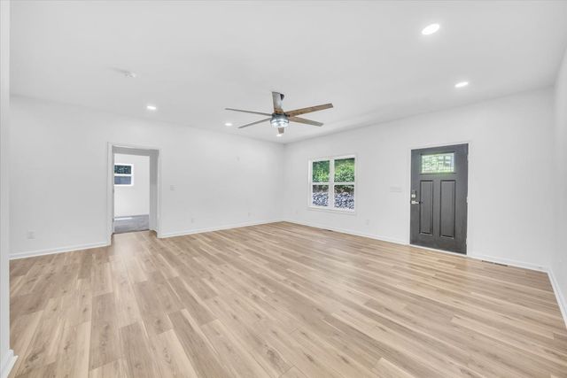 226 Woodland Way, Estill Springs, TN 37330