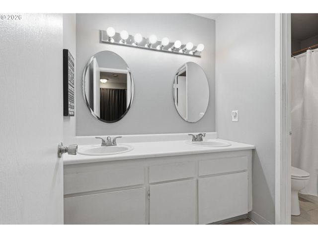 345 Ne 105TH St, Vancouver, WA 98685