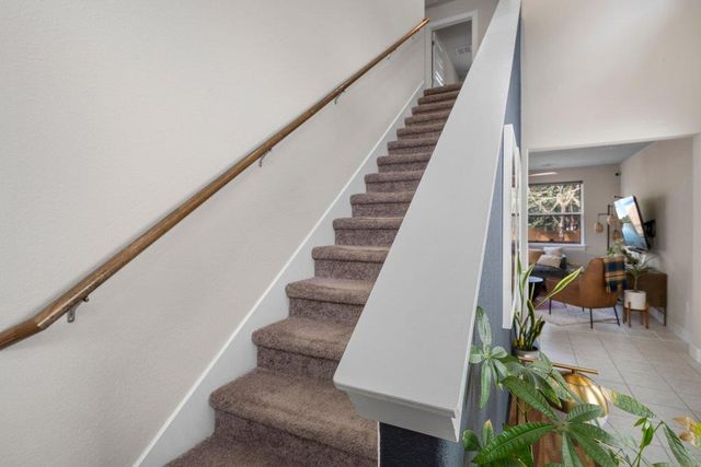 610 Bernstein ST 14, Austin, TX 78745