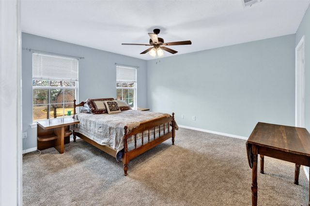 35 Oak Forrest Circle, Denton, TX 76210