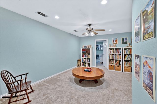 35 Oak Forrest Circle, Denton, TX 76210