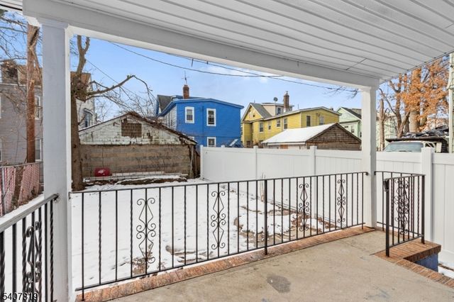 216 Renner Ave, Newark City, NJ 07112