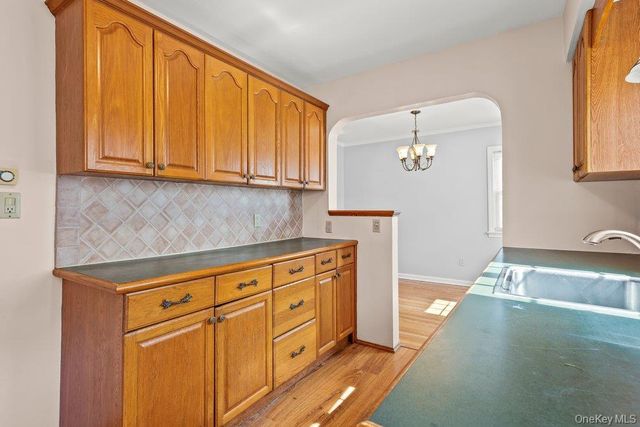 134 E Dover Street, Valley Stream, NY 11580