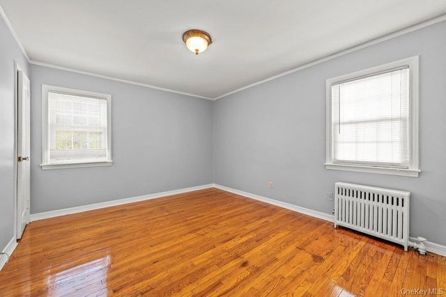 134 E Dover Street, Valley Stream, NY 11580
