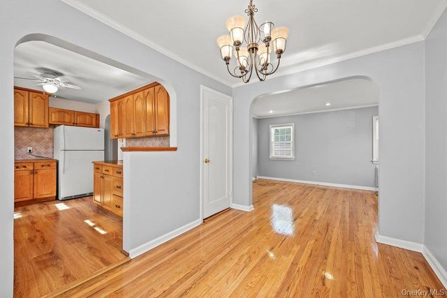 134 E Dover Street, Valley Stream, NY 11580