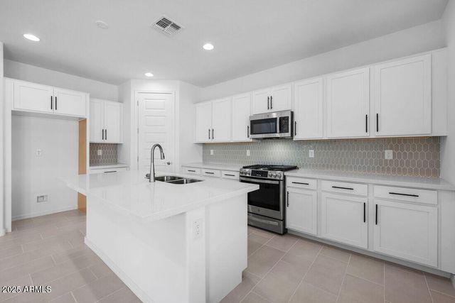 25168 N 165TH Avenue, Surprise, AZ 85387