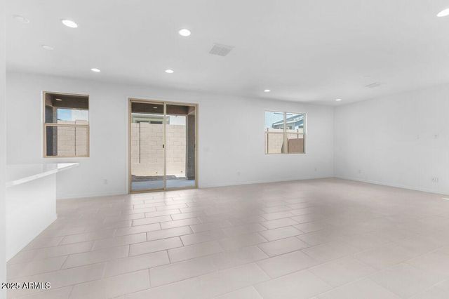 25168 N 165TH Avenue, Surprise, AZ 85387