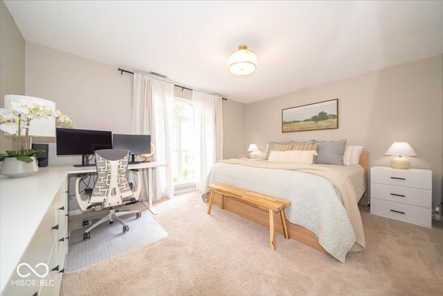 6766 Lexington Circle, Zionsville, IN 46077