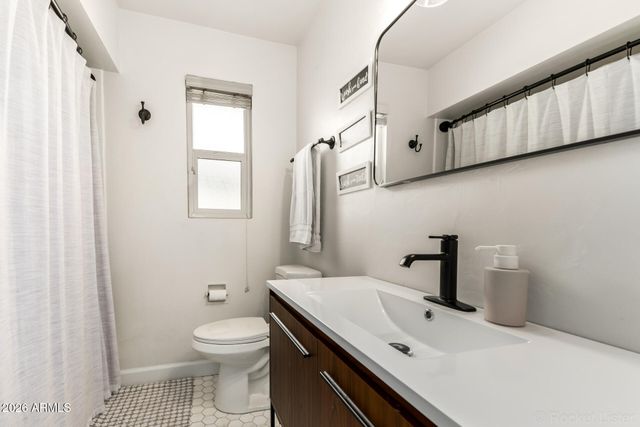 1903 E PALO VERDE Drive, Phoenix, AZ 85016