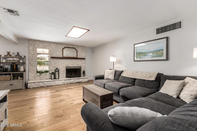 1903 E PALO VERDE Drive, Phoenix, AZ 85016