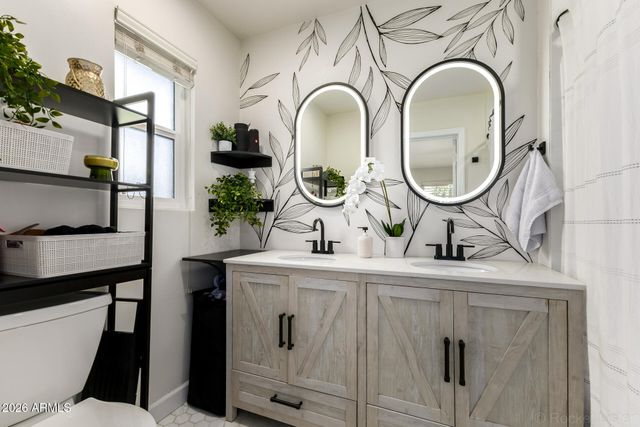 1903 E PALO VERDE Drive, Phoenix, AZ 85016