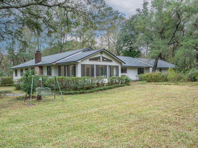7049 Carmel Drive, Tallahassee, FL 32309