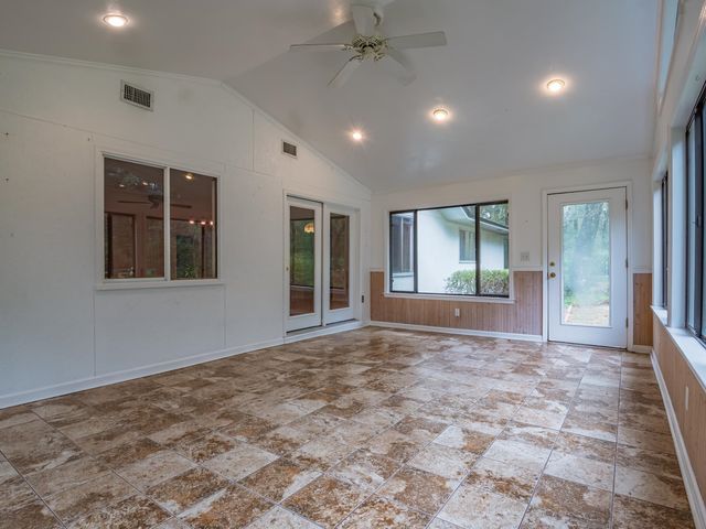 7049 Carmel Drive, Tallahassee, FL 32309