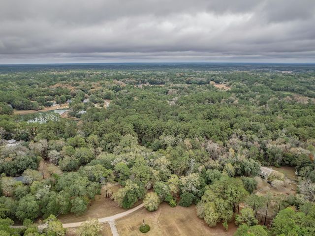 7049 Carmel Drive, Tallahassee, FL 32309