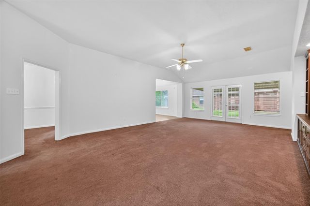 914 W Peach Hollow Circle, Pearland, TX 77584