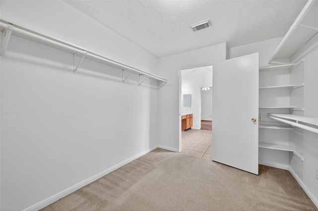 914 W Peach Hollow Circle, Pearland, TX 77584