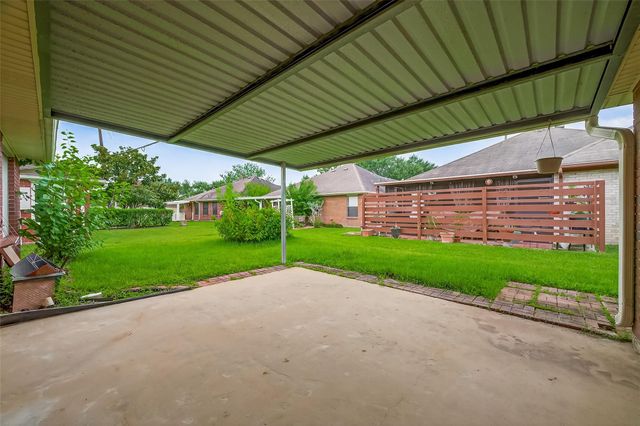 914 W Peach Hollow Circle, Pearland, TX 77584