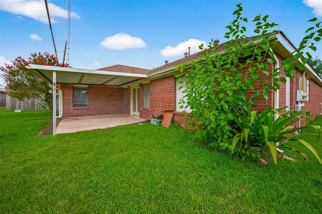 914 W Peach Hollow Circle, Pearland, TX 77584