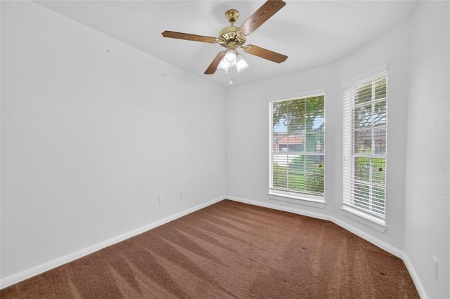 914 W Peach Hollow Circle, Pearland, TX 77584