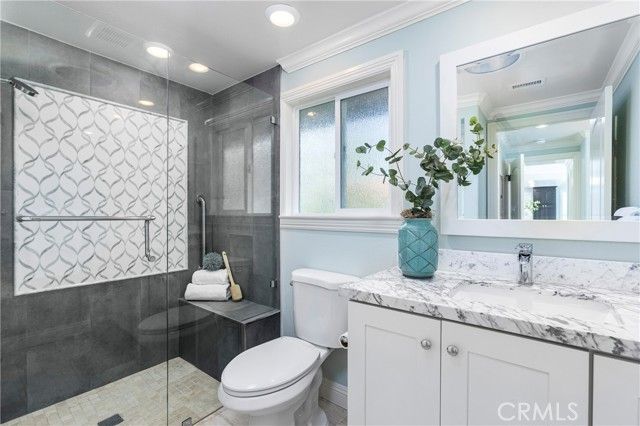 2046 Via Mariposa E Unit P, Laguna Woods, CA 92637