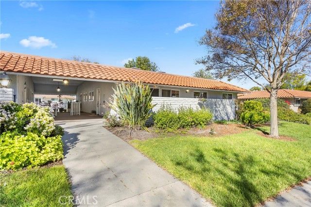 2046 Via Mariposa E Unit P, Laguna Woods, CA 92637