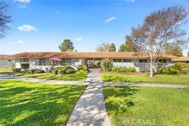 2046 Via Mariposa E Unit P, Laguna Woods, CA 92637