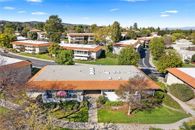 2046 Via Mariposa E Unit P, Laguna Woods, CA 92637