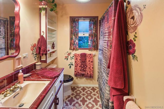 3623 Lomacitas Lane, Bonita, CA 91902
