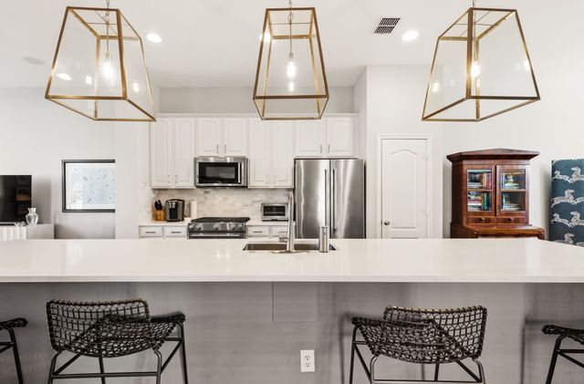 4419 Buena Vista Street 8, Dallas, TX 75205