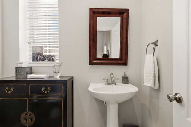 4419 Buena Vista Street 8, Dallas, TX 75205